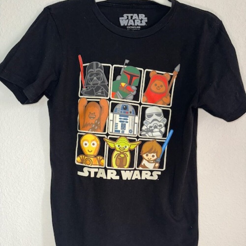 Boy's Star Wars Classic‎ Characters T-Shirt Large
